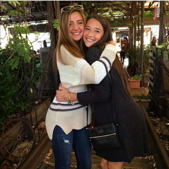 Meet your Posher, Jillian - Picture 1 of 1